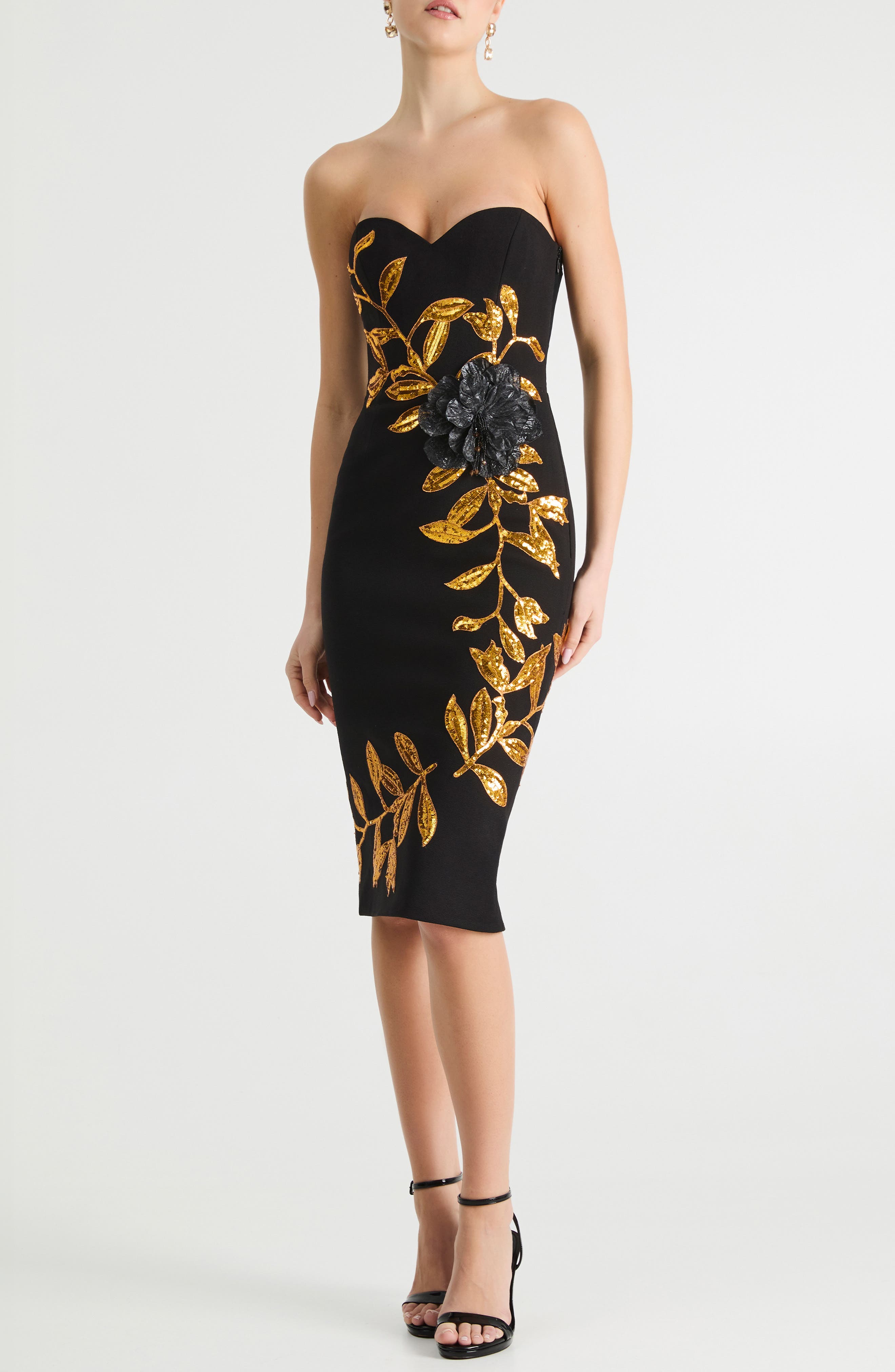 selected BLACK/ GOLD