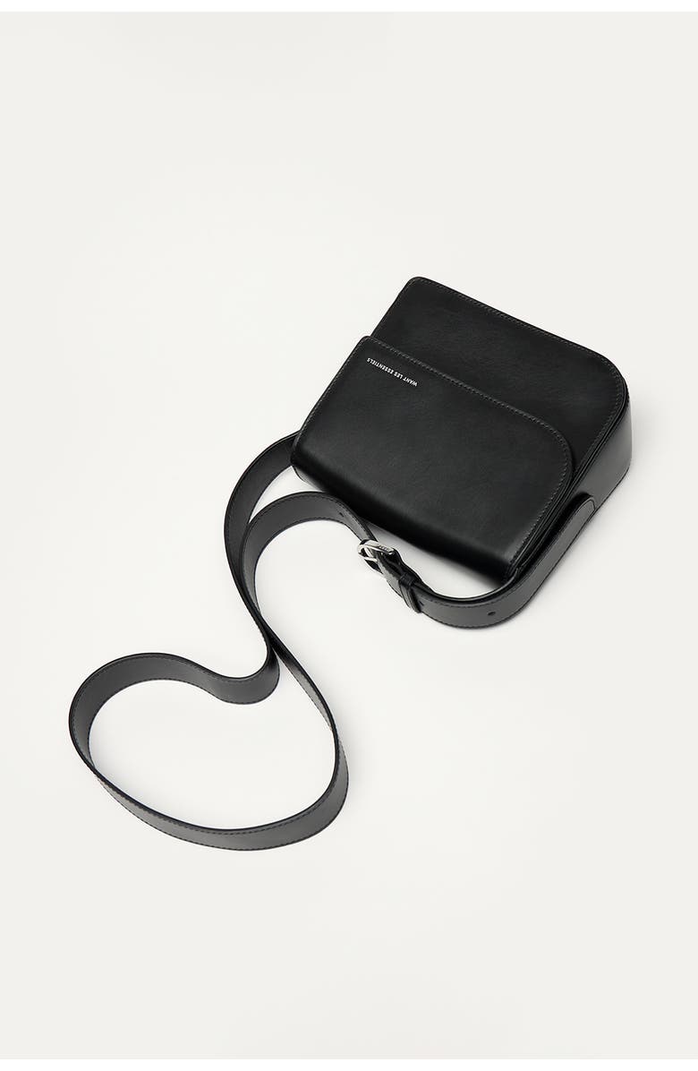 Want Les Essentiels Arch Smooth Leather Crossbody Bag, Alternate, color, Black