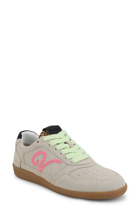 Whiz Low Top Sneaker (Women)