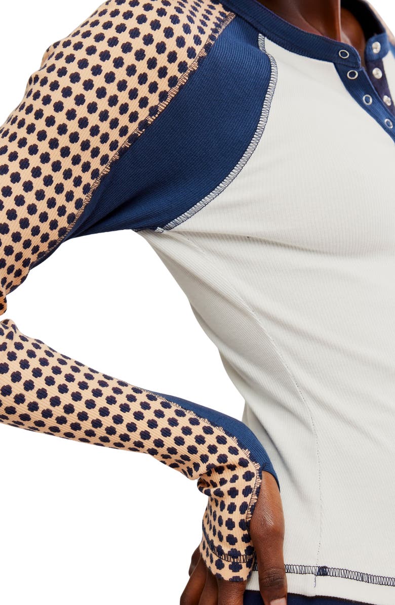 Kick Off Print Henley