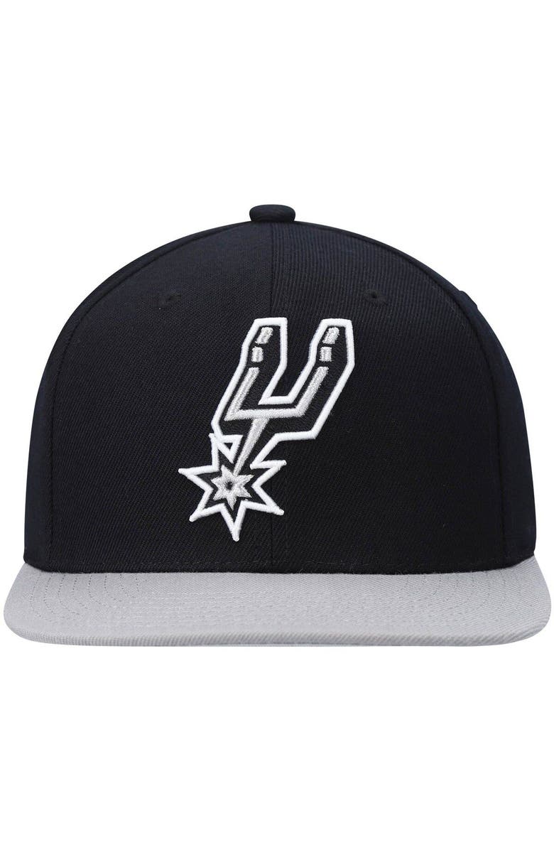Mitchell & Ness Men's Mitchell & Ness Black/Silver San Antonio Spurs Team Two-Tone 2.0 Snapback Hat, Alternate, color, 