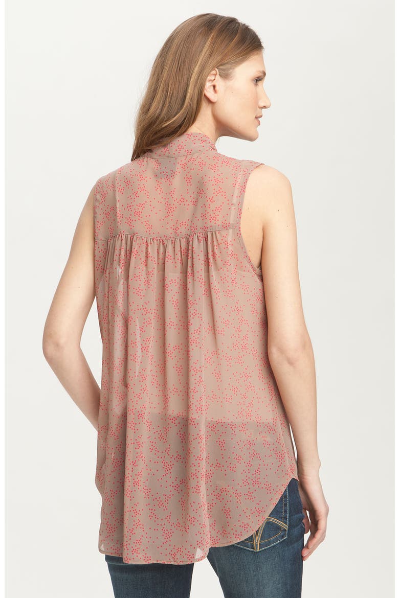 Sleeveless Tie Front Print Blouse, Alternate, color, MOCHA WITH RED STAR