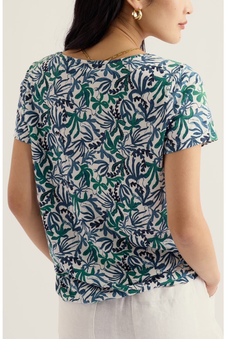 Appletree Frond Print Keyhole T-Shirt, Alternate, color, INKY FRONDS CHALK