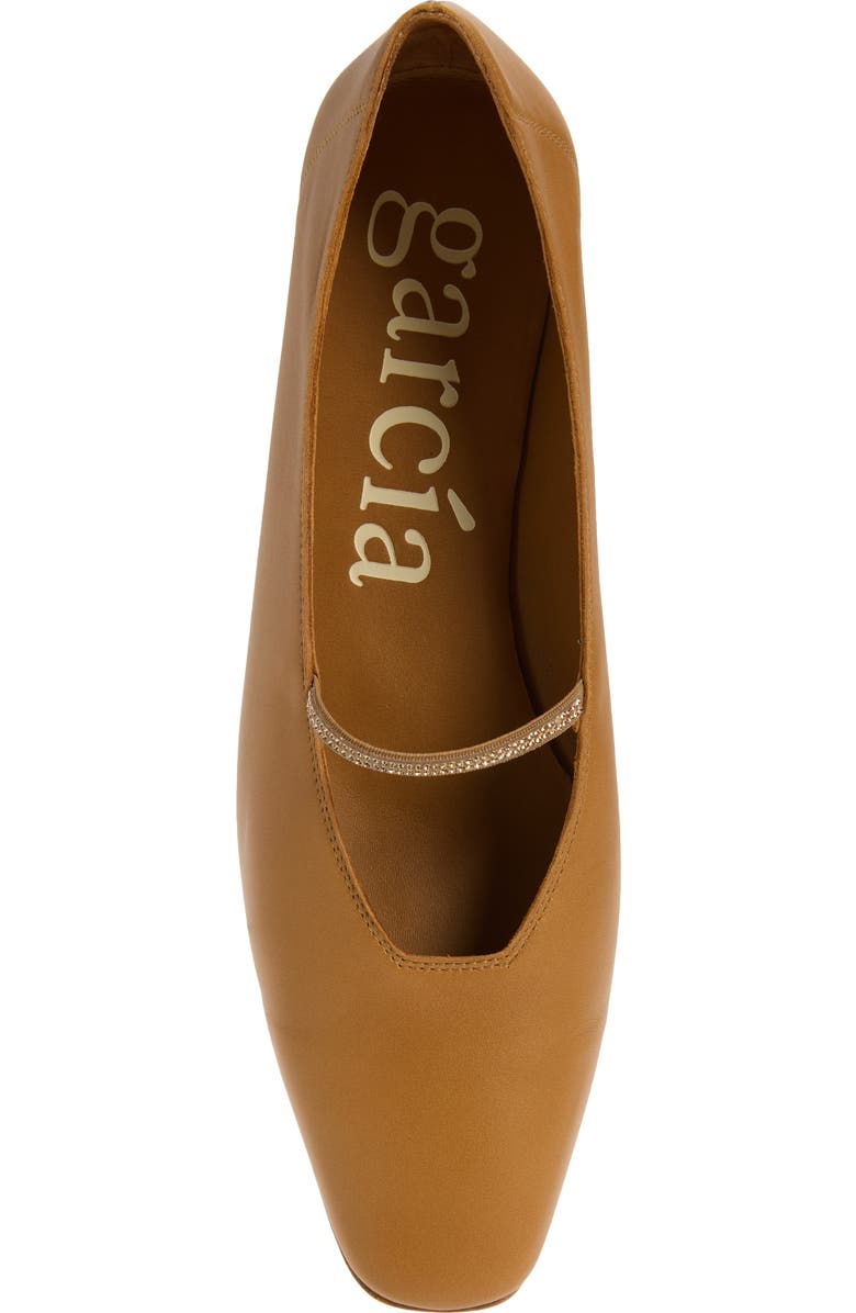 Pedro Garcia Tila Mary Jane Flat, Alternate, color, Terra
