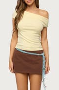 EDIKTED Martah Off the Shoulder Top