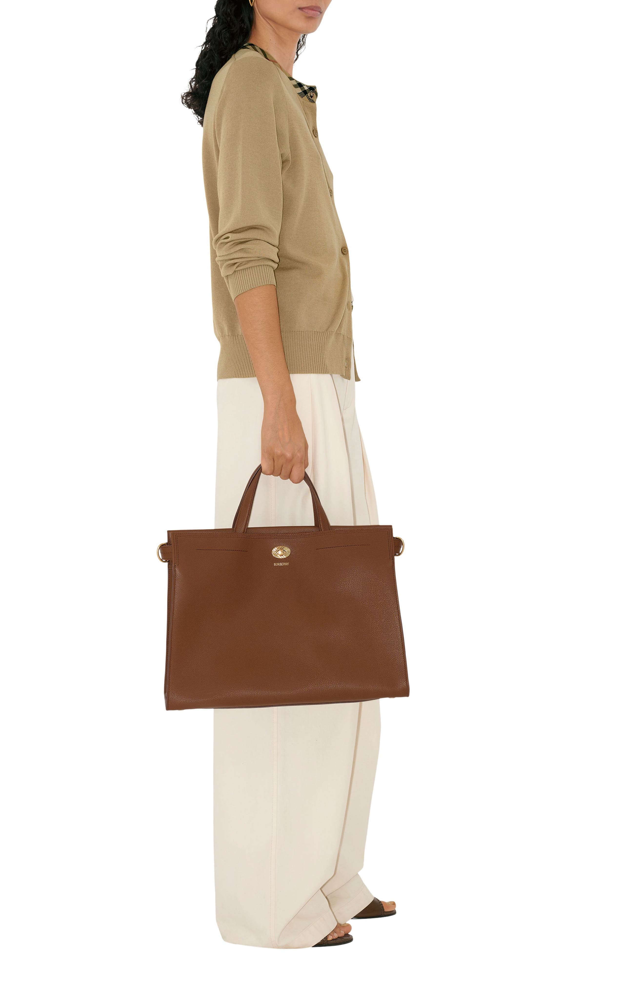 Burberry Medium Cotswolds Leather Tote, Alternate, color, 