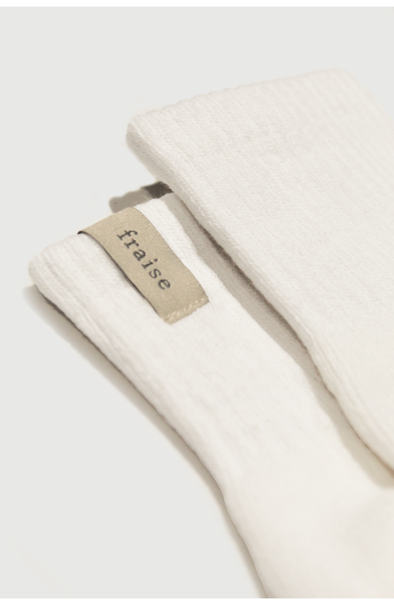 Fraise Soft White Quarter Crew Grip Sock, Alternate, color, Soft White