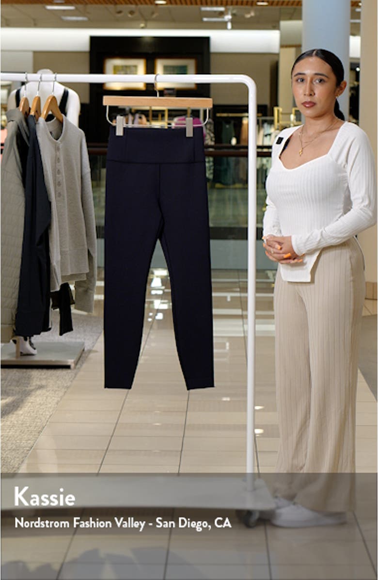 Evolve Leggings, sales video thumbnail