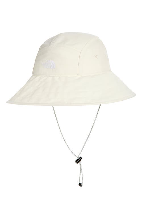 The North Face Class V Brimmer Sun Hat In White Dune