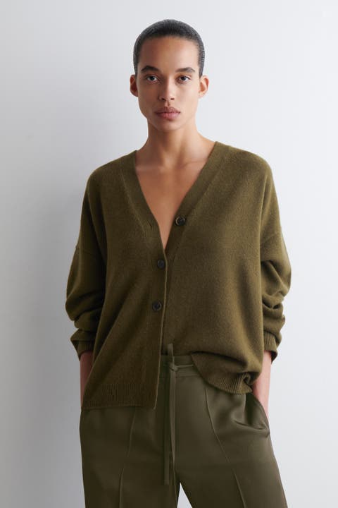 Cashmere Relaxed-Fit V-Neck Cardigan