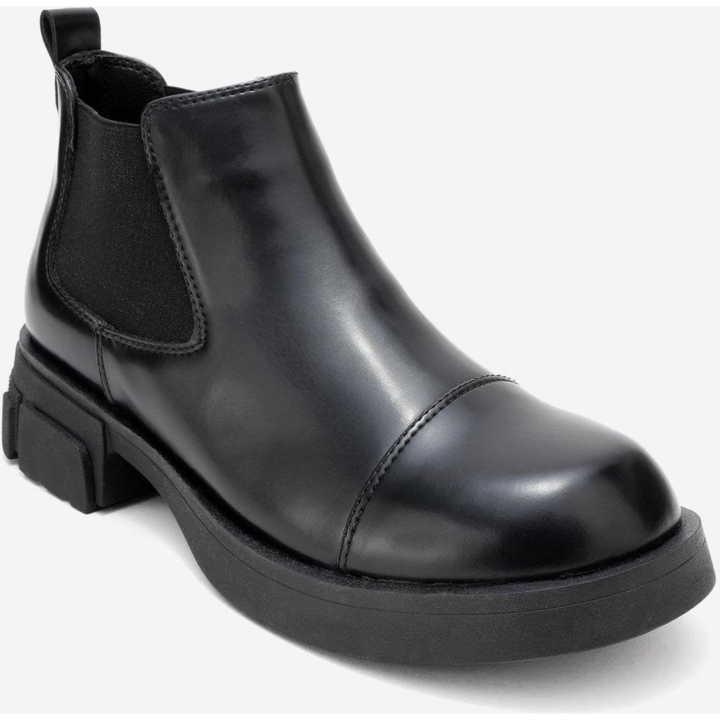 Prologue Shoes Cafune Patent Platform Boot In Black