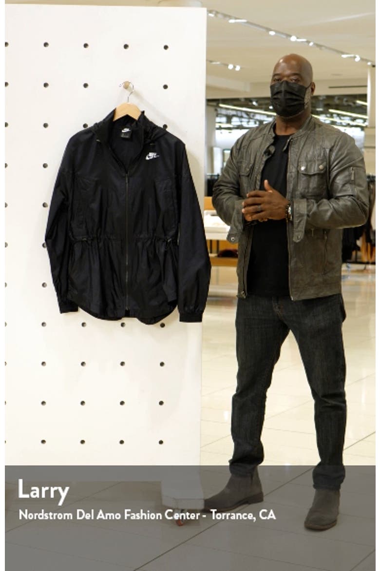 Sportswear Windrunner Hooded Ripstop Jacket video