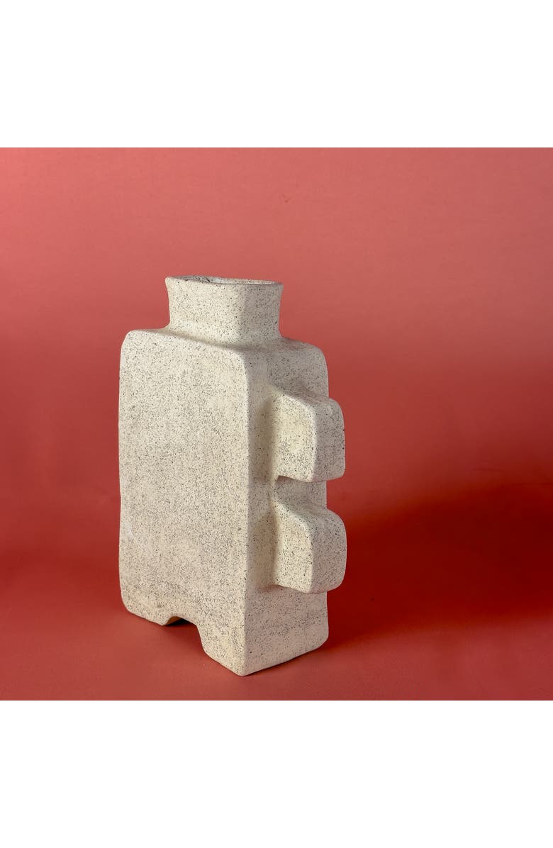 Alma Nube Vase, Alternate, color, White