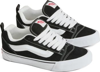 Knu Skool Suede Low Top Sneaker