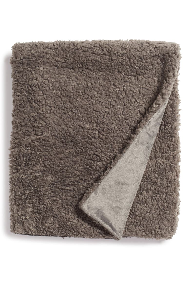 Nordstrom Cozy Teddy Faux Fur Throw Blanket, Main, color, 