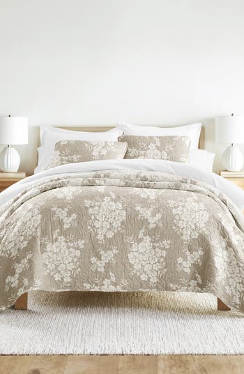 Pattern Reversible Quilt & Sham Set