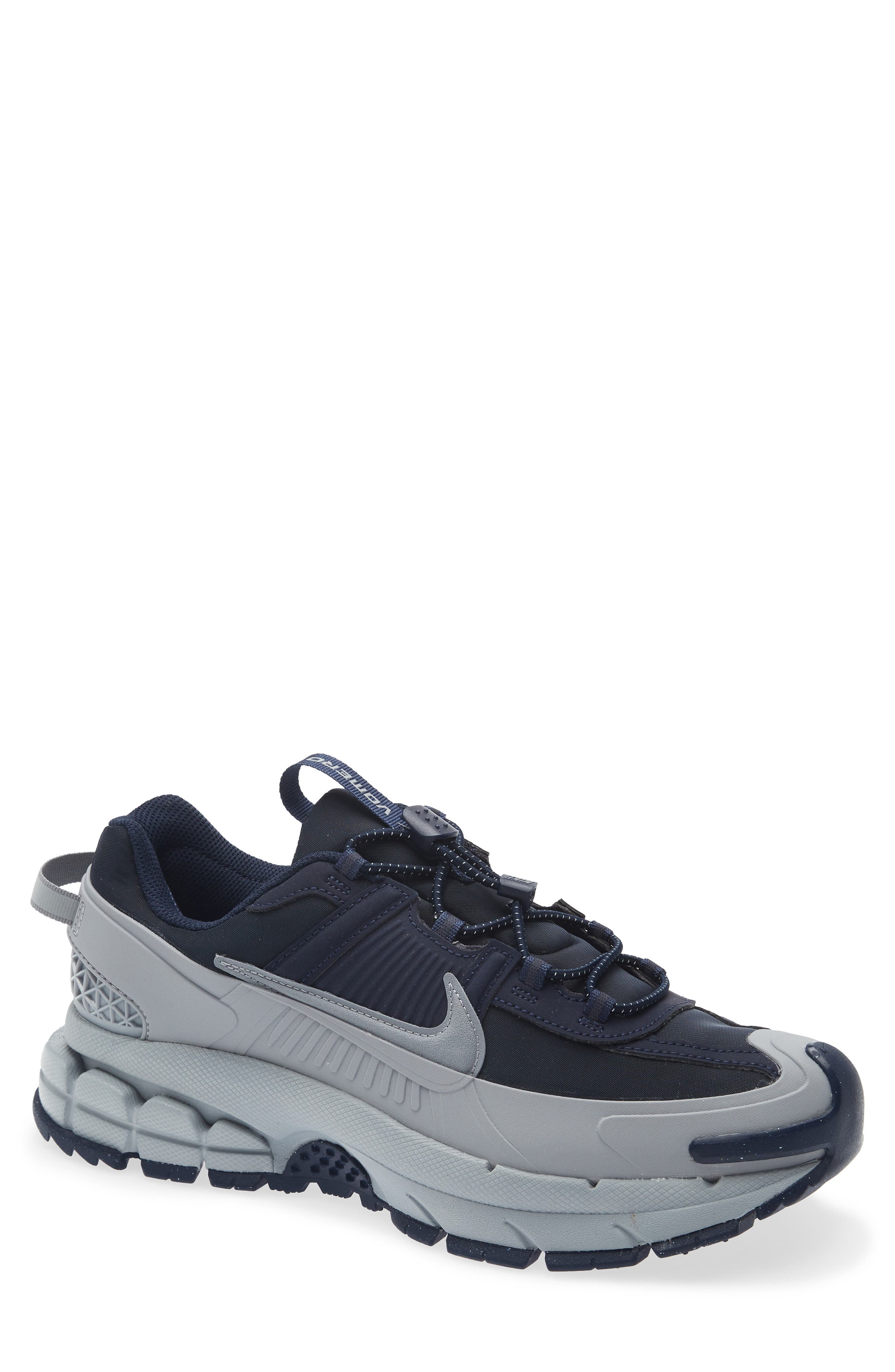 Zoom Vomero Roam Winterized Sneaker, Main, color, OBSIDIAN/ STEALTH