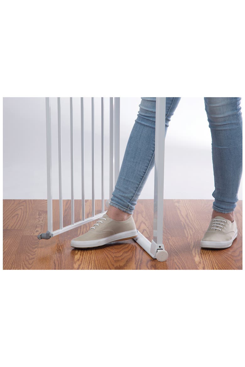 Flat Step Gate, Alternate, color, WHITE