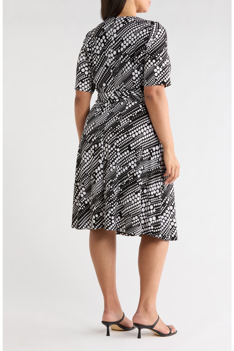 Short Sleeve Colorblock Shift Dress, Alternate, color, BLACK/ LILY WHITE