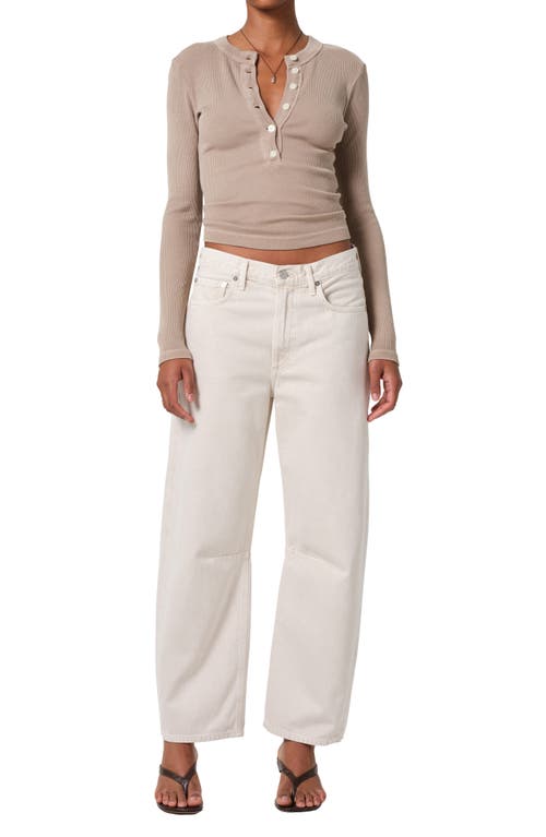 Citizen Of Humanity Citizens Of Humanity Varra Rib Henley In Sand Atlas Medium Brown