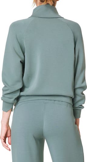 AirEssentials Half Zip Sweatshirt