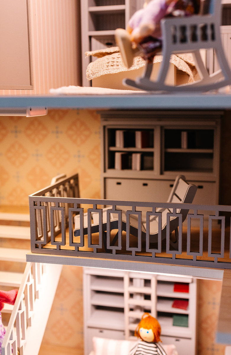 Little Forest Animals House of New York Dollhouse, Alternate, color, 3 × Led / With Doll Family