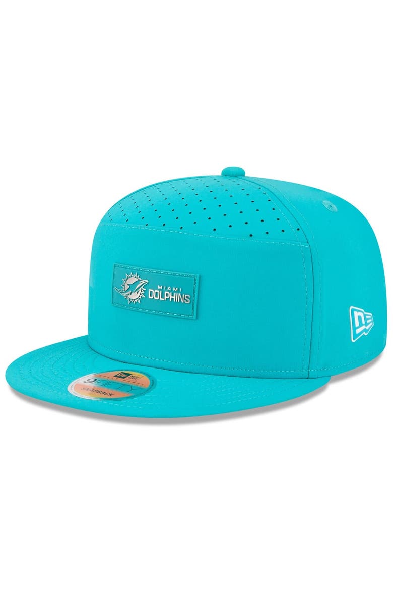 Men's New Era Aqua Miami Dolphins 2025 Sideline  Split Panel 9FIFTY Snapback Hat, Main, color, Aqua