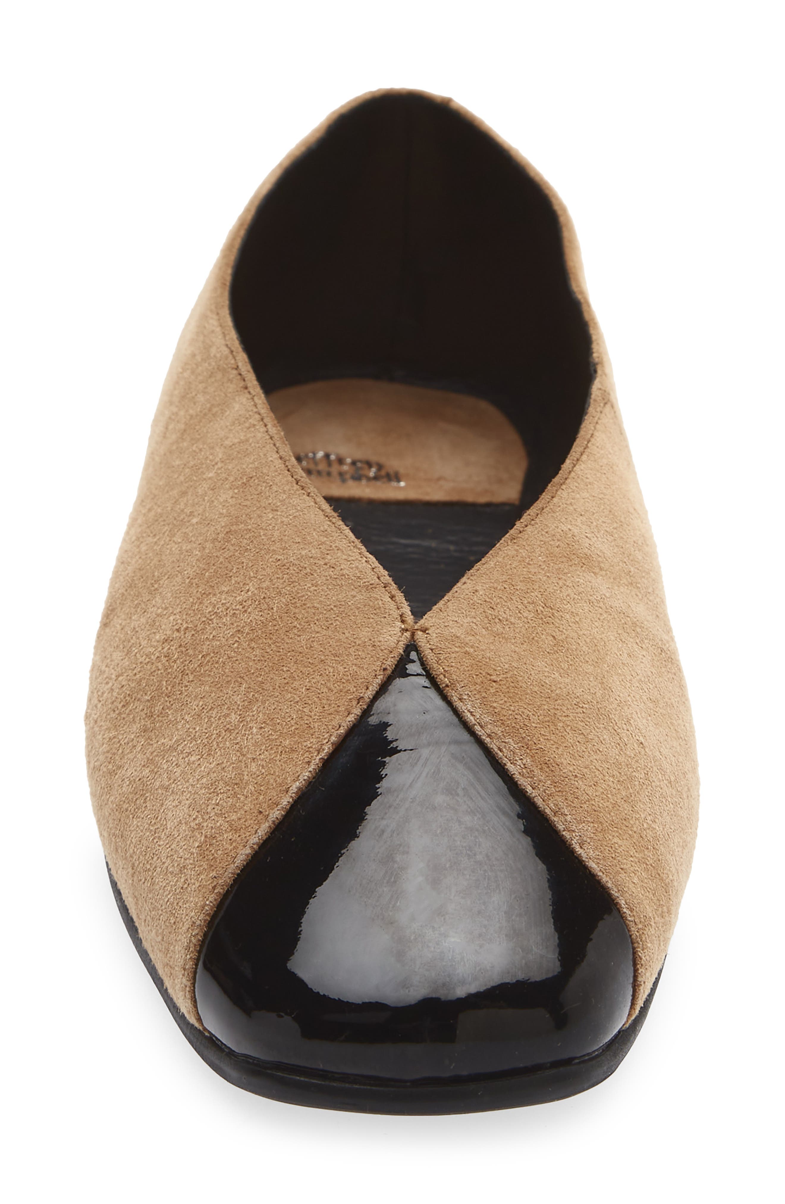 Grasp Cap Toe Flat, Alternate, color, BEIGE SUEDE BLACK COMBO