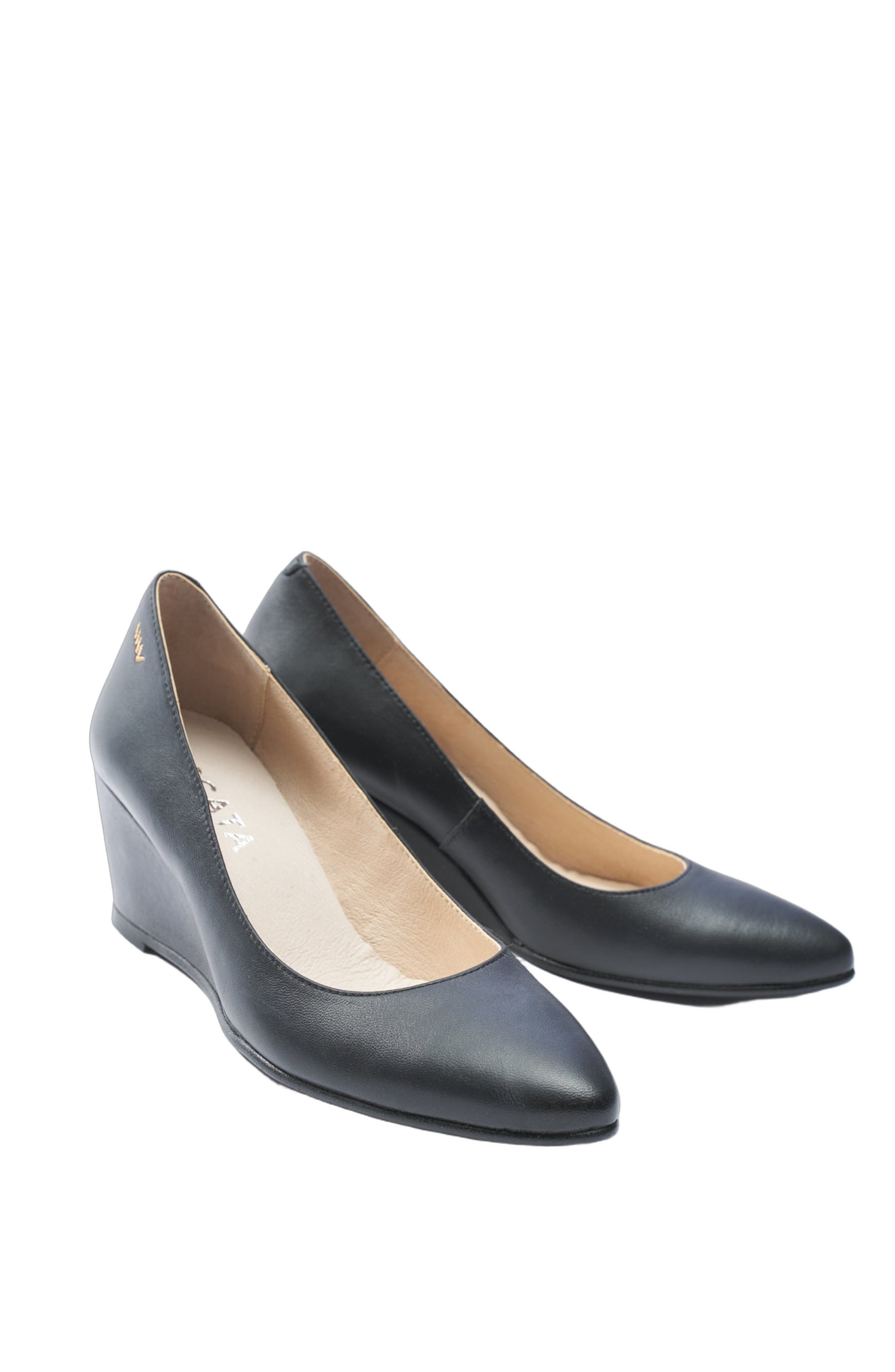 VISCATA Verona Leather Wedges, Alternate, color, Black