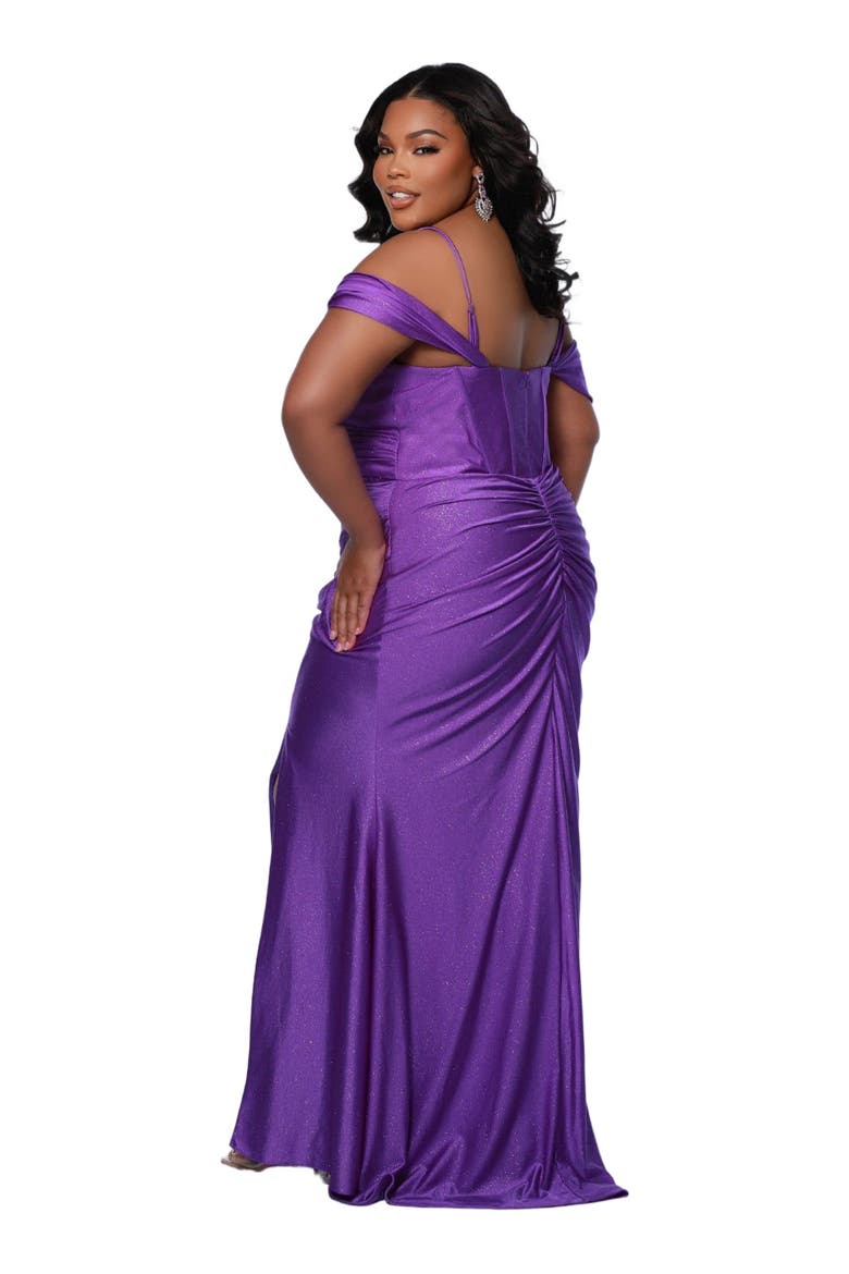 Sweetheart Neckline Drape Sleeve Slim Fitted Plus Size Gown, Alternate, color, Violet