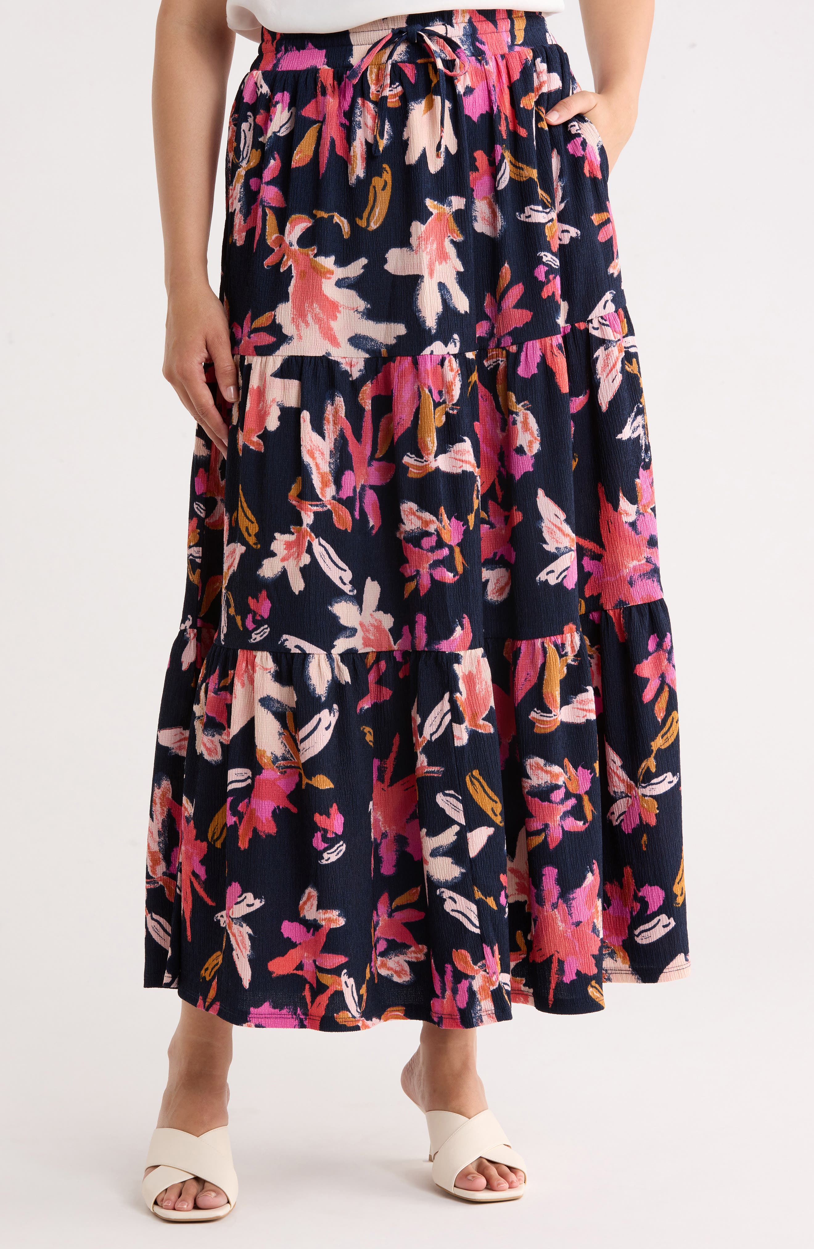 selected NAVY PINK - LUCY FLORAL