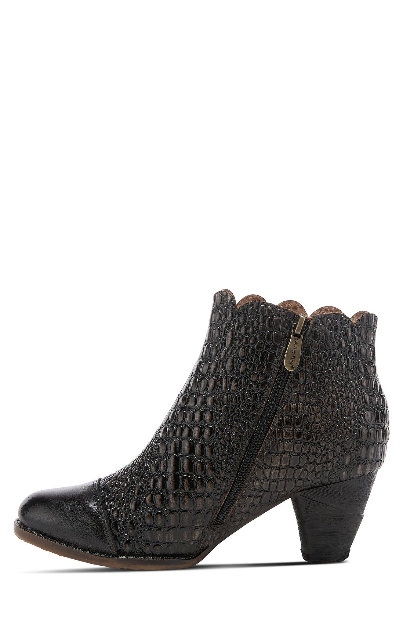 L'Artiste by Spring Step L'Artiste Extrovert Bootie, Alternate, color, 