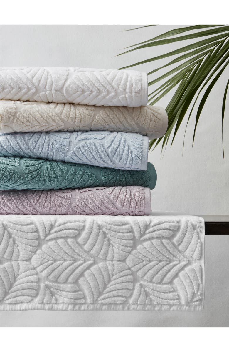 Matouk Sonia Leaf Jacquard Cotton Tub Mat, Alternate, color,