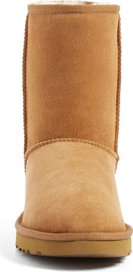 Classic II Genuine Shearling Lined Short Boot