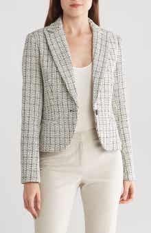Amanda & Chelsea Bouclé Blazer