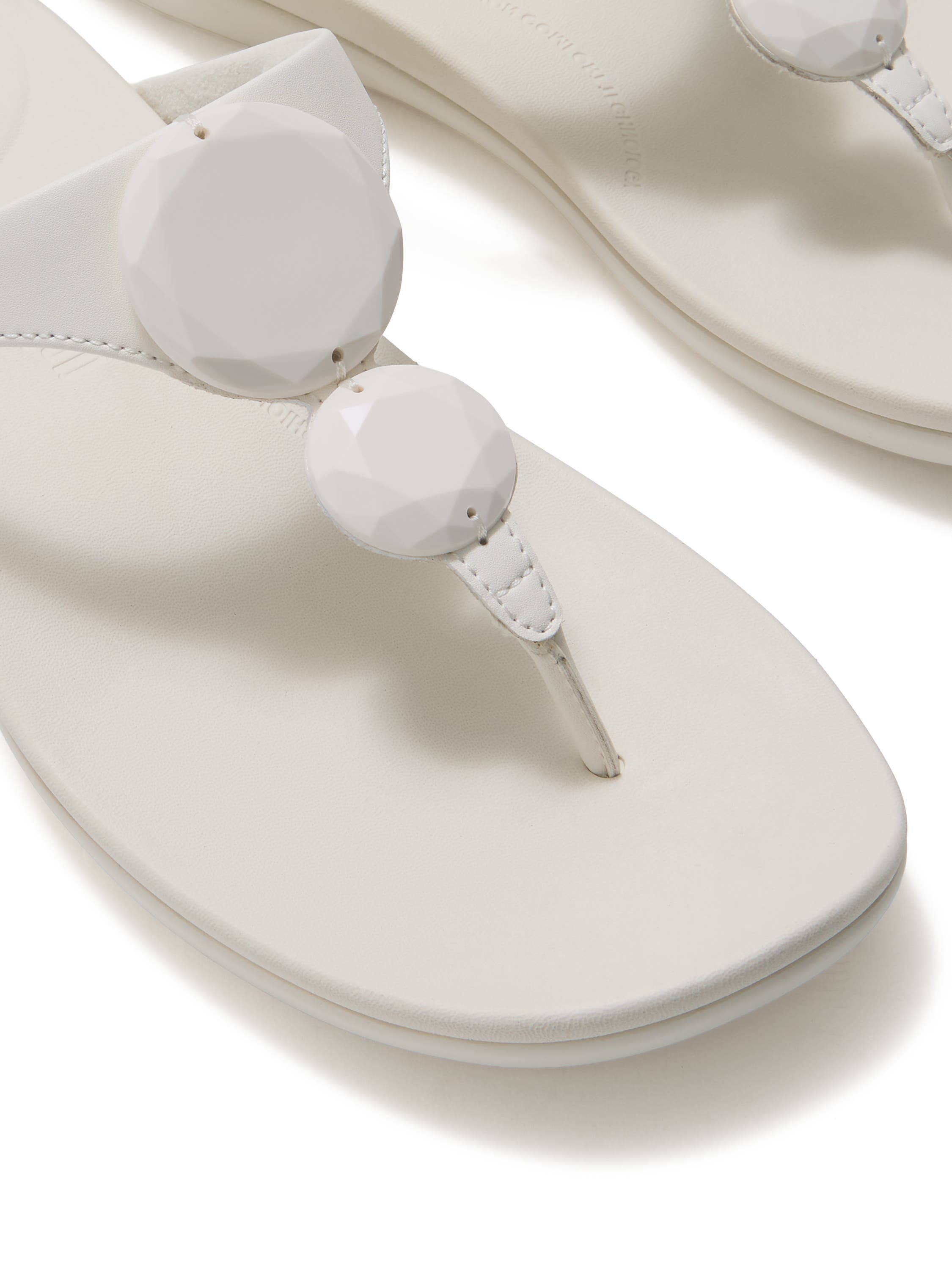 Solay Glossy-Disc Toe-Post, Alternate, color, Cream