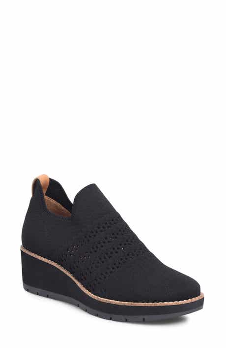 Comfortiva Fields Wedge Bootie