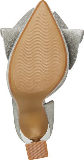 Chic Half d'Orsay Pump