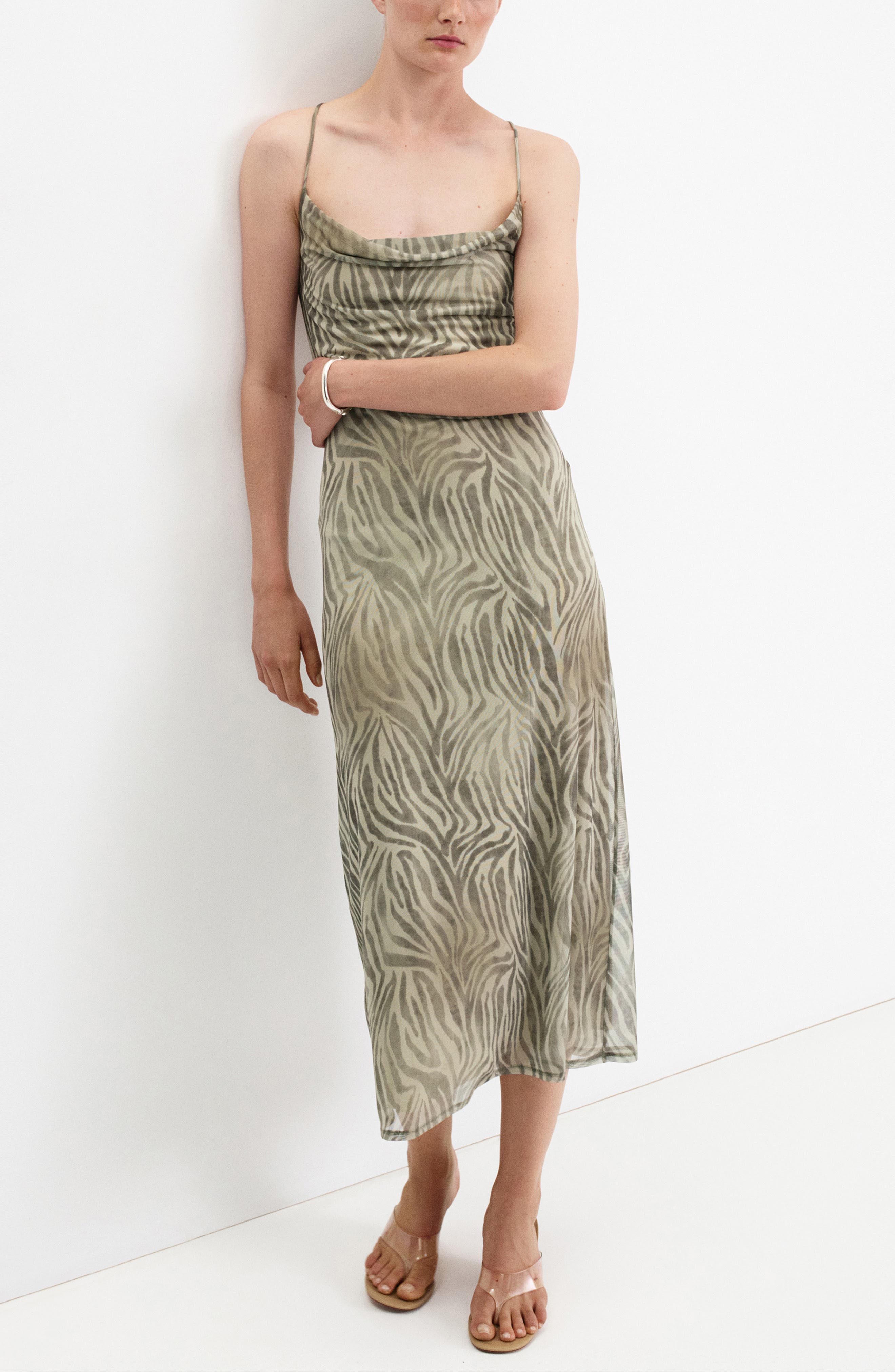 selected LIGHT/PASTEL GREY
