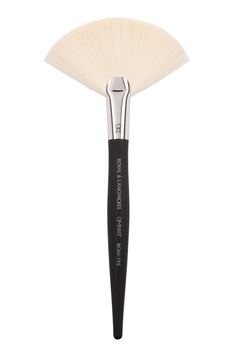 OMNIA Brush Pro Large Fan Makeup Brush, Main, color, Black