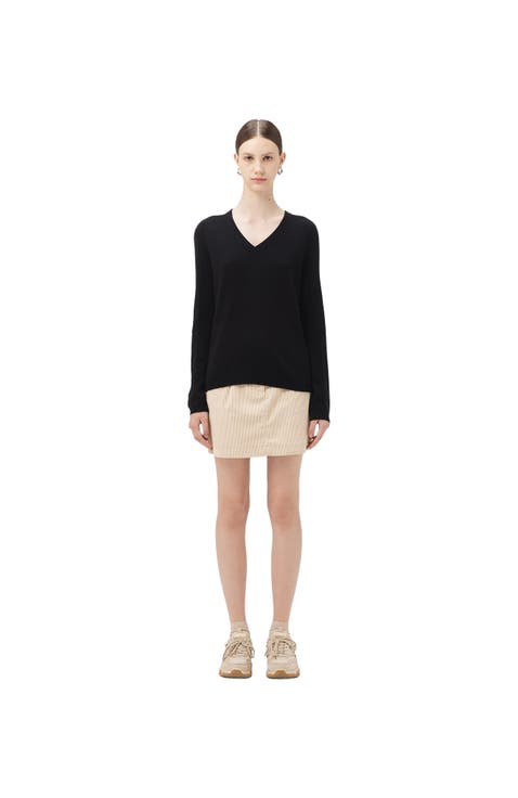 Essential Cashmere V-Neck Sweater