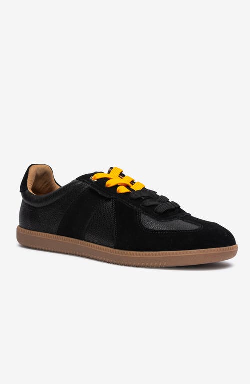 Freshy Indie Nite Sneaker In Black