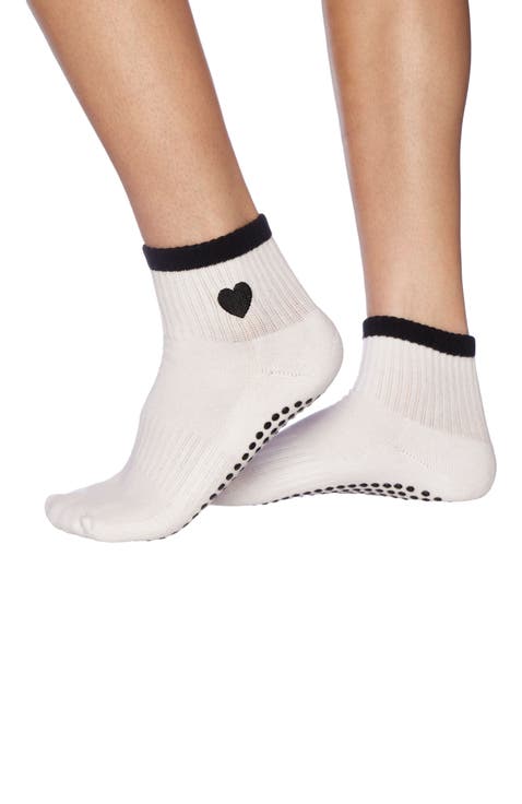 Black Heart Ankle Grip Socks