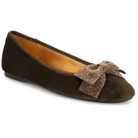 The Hummingbird Jewelry Bow Loafer