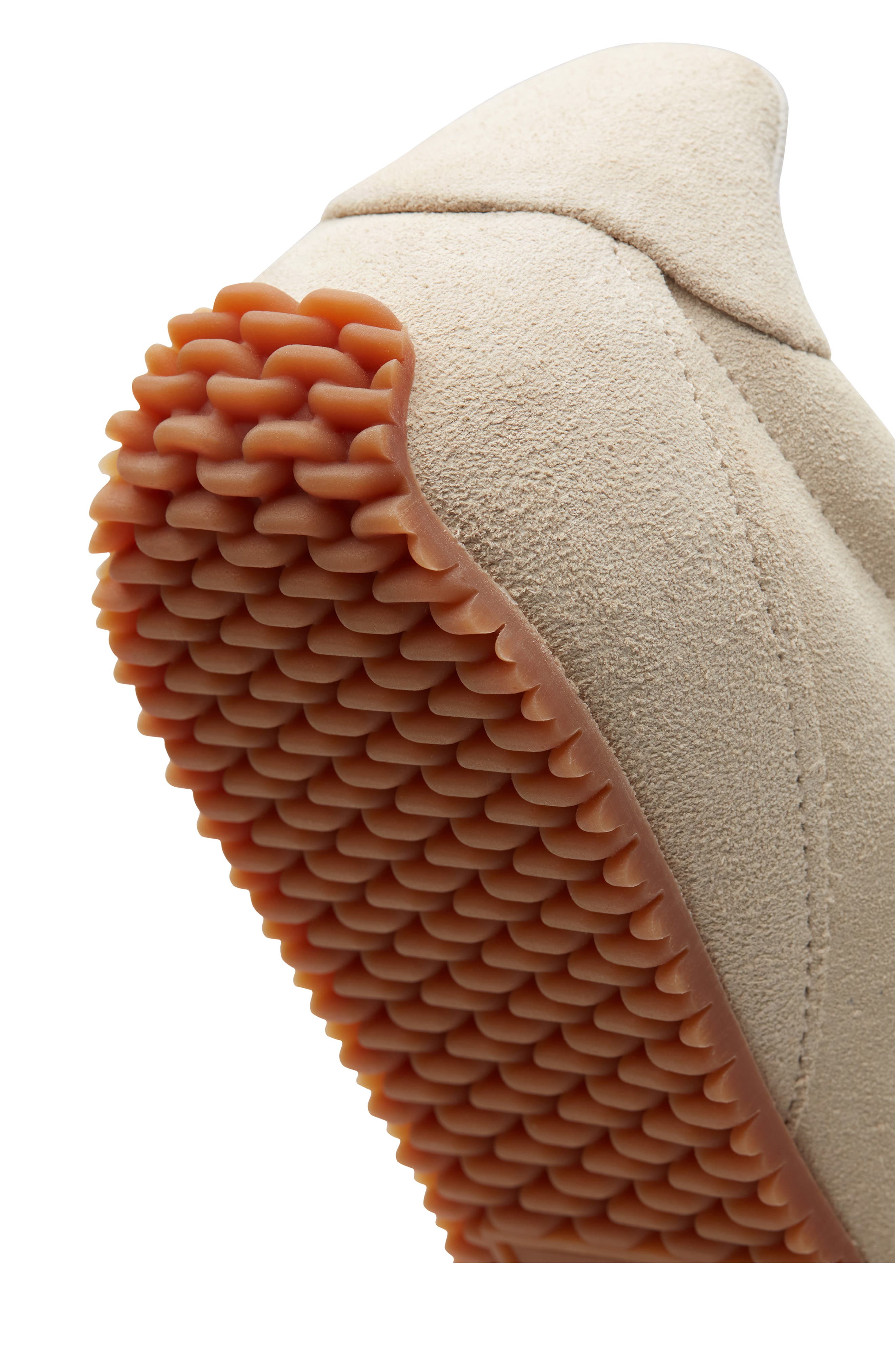 DAZE RUNNER, Alternate, color, BEIGE/ GUM