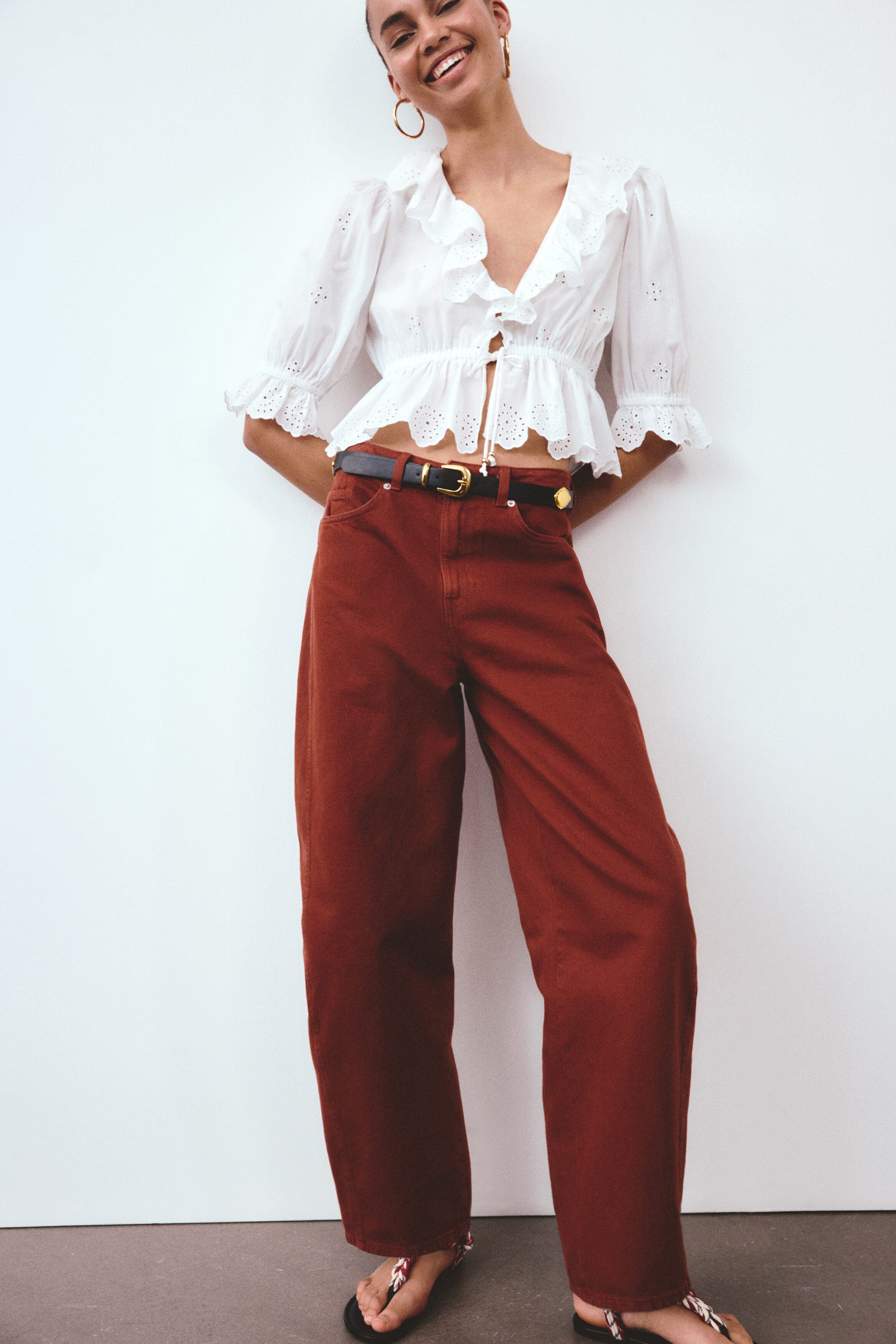 Baggy high waist jeans - image 1