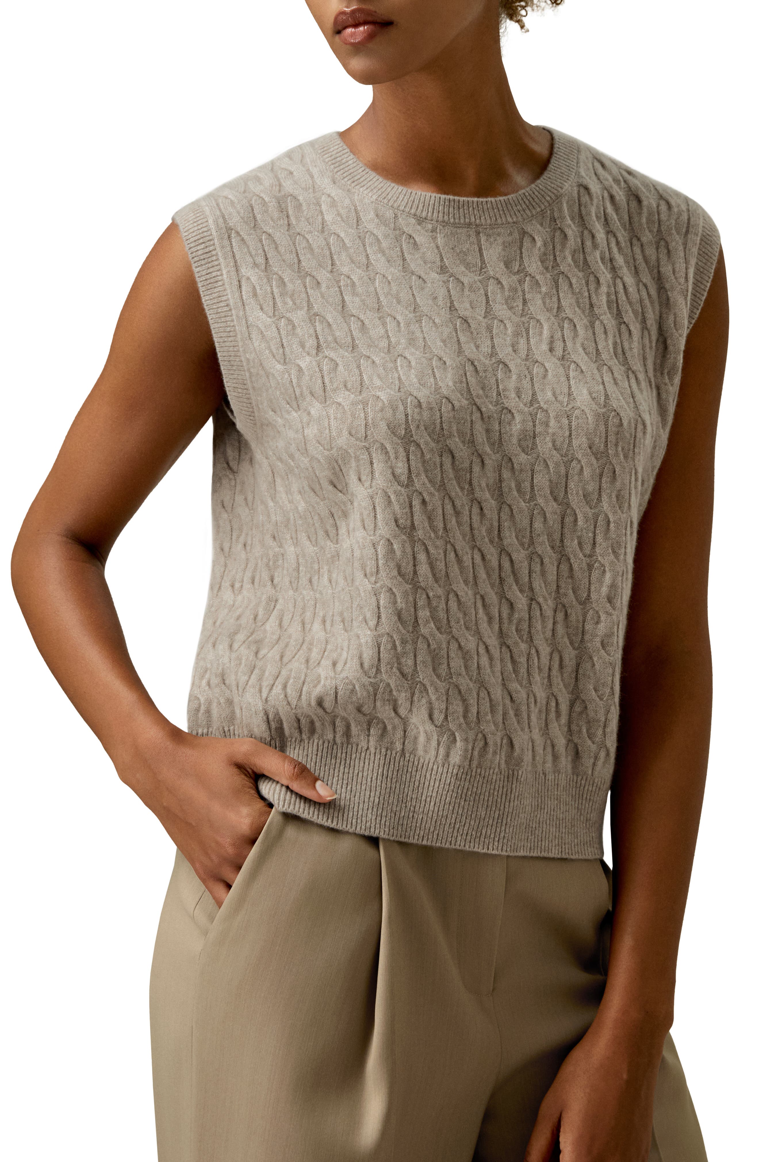 Sleeveless Cashmere Vest - image 5