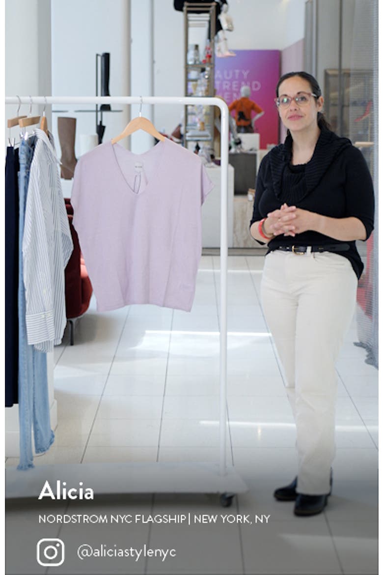 Relaxed V-Neck Knit Top video