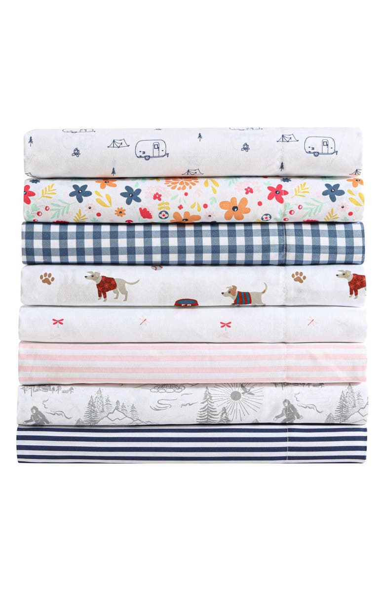 Eddie Bauer Big Foot Hiking Trip Microfiber Sheet Set, Alternate, color, White/ Grey