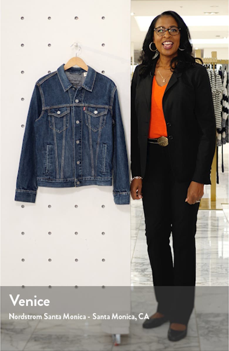 Levi’s<sup>®</sup> Trucker Jacket with Jacquard<sup>™</sup> by Google, sales video thumbnail